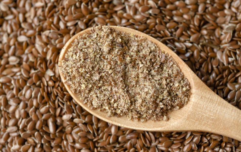 Menopause remedies – flaxseeds and powder