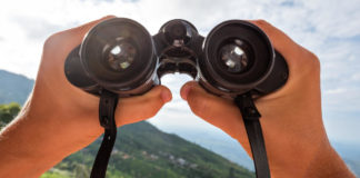 How to choose binoculars guide