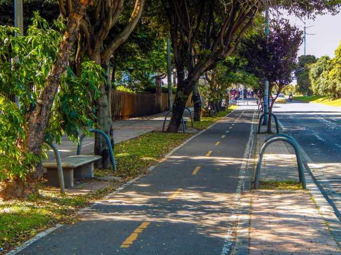 Bicycle route on a sidewalk in Bogotá (Cicloruta)