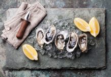 how to eat oysters