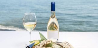 White wine to serve with seafood