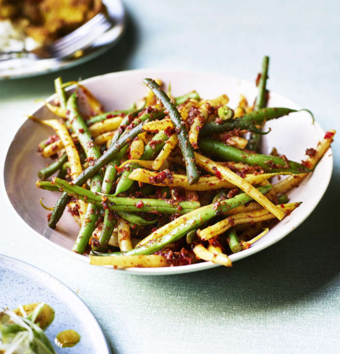 Spicy green beans