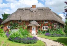 Rural living Thatched country cottage and garden