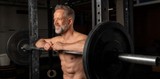 a man over 40 learning how to get a six pack