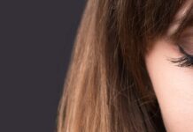 How to make your eyelashes longer Woman's eyelashes