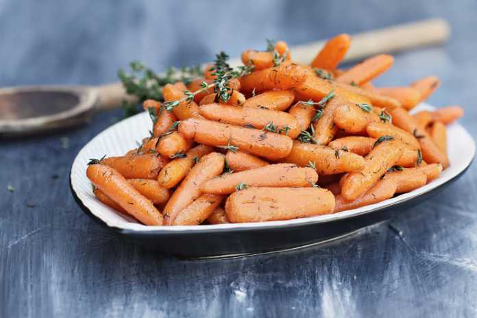 Baby carrots cooked in honey